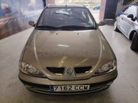 Usado Renault Mégane II Authentique 110 CV (80 kW) 2002 Gris / plata Berlina