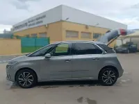 Usado Citroën C4 Feel 131 CV (96 kW) 2016 Gris Utilitario