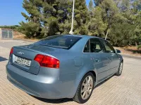 Usado Audi A4 140 CV (102 kW) 2006 Azul Berlina