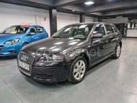 Usado Audi A3 Attraction 105 CV (77 kW) 2005 Marrón Berlina