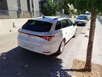 Usado Seat Leon Style 115 CV (84 kW) 2021 Blanco Familiar