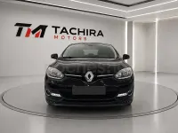 Usado Renault Mégane III LIMITED 115 CV (84 kW) 2014 Negro Berlina