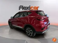 Usado MG ZS Luxury 106 CV (77 kW) 2025 Rojo SUV