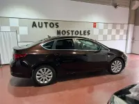 Usado Opel Astra Selective 136 CV (100 kW) 2014 Marrón Berlina