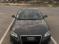 Usado Audi A3 Sportback S-Line 140 CV (102 kW) 2011 Granate Utilitario