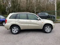 Usado Toyota RAV4 Sol 150 CV (110 kW) 2002 Beige SUV