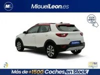 Usado Kia Stonic 120 CV (88 kW) 2021 Blanco SUV