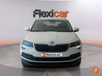 Usado Skoda Karoq Ambition 150 CV (110 kW) 2021 Blanco SUV