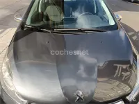 Usado Peugeot 208 Style 68 CV (50 kW) 2014 Gris / plata Utilitario