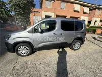 Usado Peugeot Rifter Active 100 CV (73 kW) 2020 Gris / plata Monovolumen