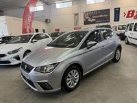 Usado Seat Ibiza Style 110 CV (80 kW) 2021 Plateado Utilitario