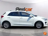 Usado Kia Rio 84 CV (61 kW) 2021 Blanco