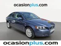 Usado Volvo S40 Momentum 136 CV (100 kW) 2004 Azul Berlina