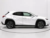 Usado Lexus UX 184 CV (135 kW) 2020 Blanco SUV