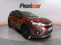 Usado Dacia Jogger Expression 100 CV (73 kW) 2022 Marrón Monovolumen