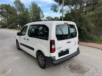 Usado Citroën Berlingo Tonic 92 CV (67 kW) 2013 Blanco Monovolumen