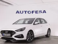 Usado Hyundai i30 110 CV (80 kW) 2023 Blanco