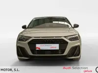 Usado Audi A1 Sportback Black Edition 116 CV (85 kW) 2024 Gris Utilitario