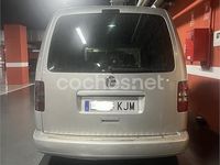 Usado VW Caddy Maxi Comfortline 140 CV (102 kW) 2013 Gris / plata Monovolumen
