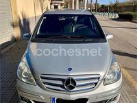 Usado Mercedes B200 140 CV (102 kW) 2006 Gris / plata Monovolumen