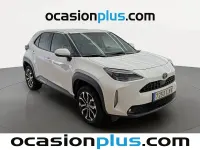 Usado Toyota Yaris Hybrid Active 116 CV (85 kW) 2022 Blanco SUV