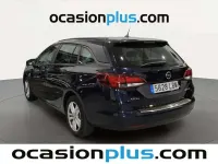 Usado Opel Astra Selective 110 CV (80 kW) 2019 Azul Familiar