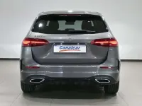 Usado Mercedes B250 218 CV (160 kW) 2024 Gris Utilitario