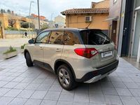 Usado Suzuki Vitara 120 CV (88 kW) 2018 Beige SUV
