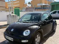 Usado VW New Beetle 90 CV (66 kW) 2001 Negro Utilitario