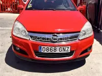 Usado Opel Astra Enjoy 110 CV (80 kW) 2009 Rojo Berlina