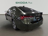 Usado Skoda Octavia Selection 150 CV (110 kW) 2024 Verde Berlina