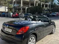 Usado Peugeot 207 CC 120 CV (88 kW) 2008 Negro Descapotable