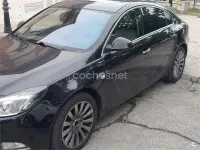 Usado Opel Insignia Edition 160 CV (117 kW) 2010 Negro Berlina