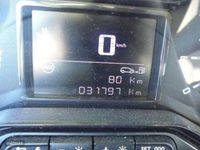 Usado Citroën C3 PureTech 83 CV (61 kW) 2023 Gris Utilitario