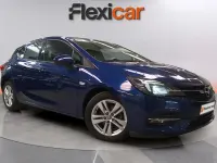 Usado Opel Astra Business Elegance 145 CV (106 kW) 2020 Azul Familiar