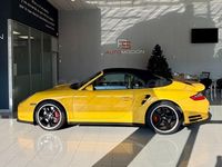 Usado Porsche 911 Turbo Cabriolet 480 CV (353 kW) 2008 Amarillo Descapotable