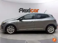 Usado Renault Clio Evolution 91 CV (66 kW) 2024 Gris Utilitario