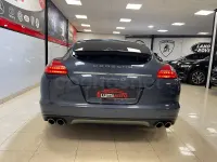 Usado Porsche Panamera 400 CV (294 kW) 2011 Azul Utilitario