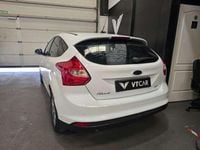 Usado Ford Focus Trend 101 CV (74 kW) 2014 Blanco Utilitario