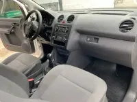 Usado VW Caddy Trendline 102 CV (75 kW) 2014 Blanco Monovolumen