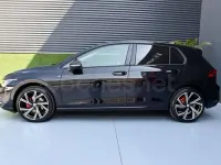 Usado VW Golf VIII Life 116 CV (85 kW) 2021 Negro Berlina