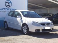 Usado VW Golf IV Highline 115 CV (84 kW) 2005 Gris / plata Berlina