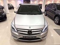 Usado Mercedes B200 156 CV (114 kW) 2012 Gris Monovolumen
