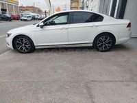 Usado VW Passat Advance 120 CV (88 kW) 2015 Blanco Berlina
