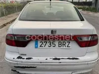 Usado Seat Toledo Stella 110 CV (80 kW) 2002 Blanco Berlina