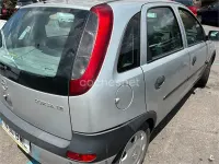Usado Opel Corsa Club 75 CV (55 kW) 2001 Blanco Utilitario