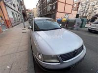 Usado VW Passat Trendline 125 CV (91 kW) 2000 Blanco Berlina