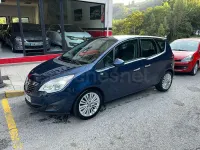 Usado Opel Meriva Cosmo 110 CV (80 kW) 2011 Azul Monovolumen