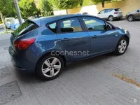 Usado Opel Astra Excellence 165 CV (121 kW) 2015 Azul Berlina