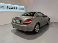 Usado Mercedes SLK200 163 CV (119 kW) 2006 Gris Descapotable